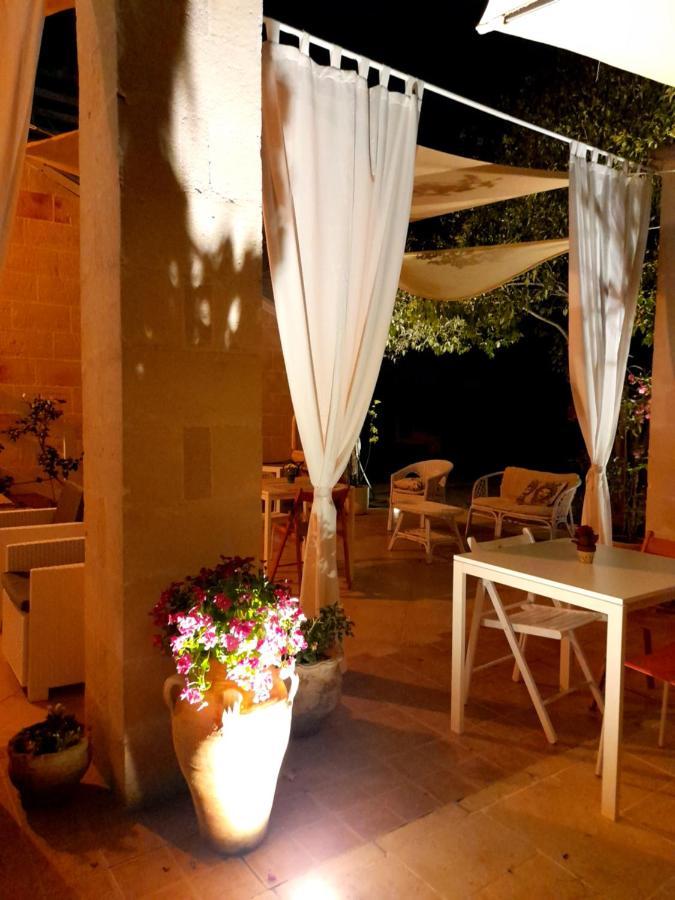 Antico Casale Il Sambuco Bed and Breakfast Manduria Exterior foto